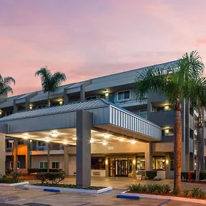 https://motel-6-anaheim-maingate-1066.topanaheimhotels.com